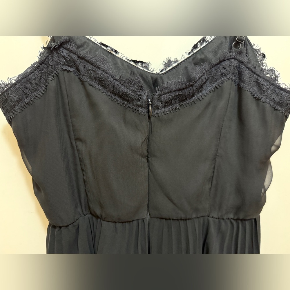 Lily Rose a Black & White Dress with Lace Detail & Accordion Skirt (VGUC) - Picture 6 of 9